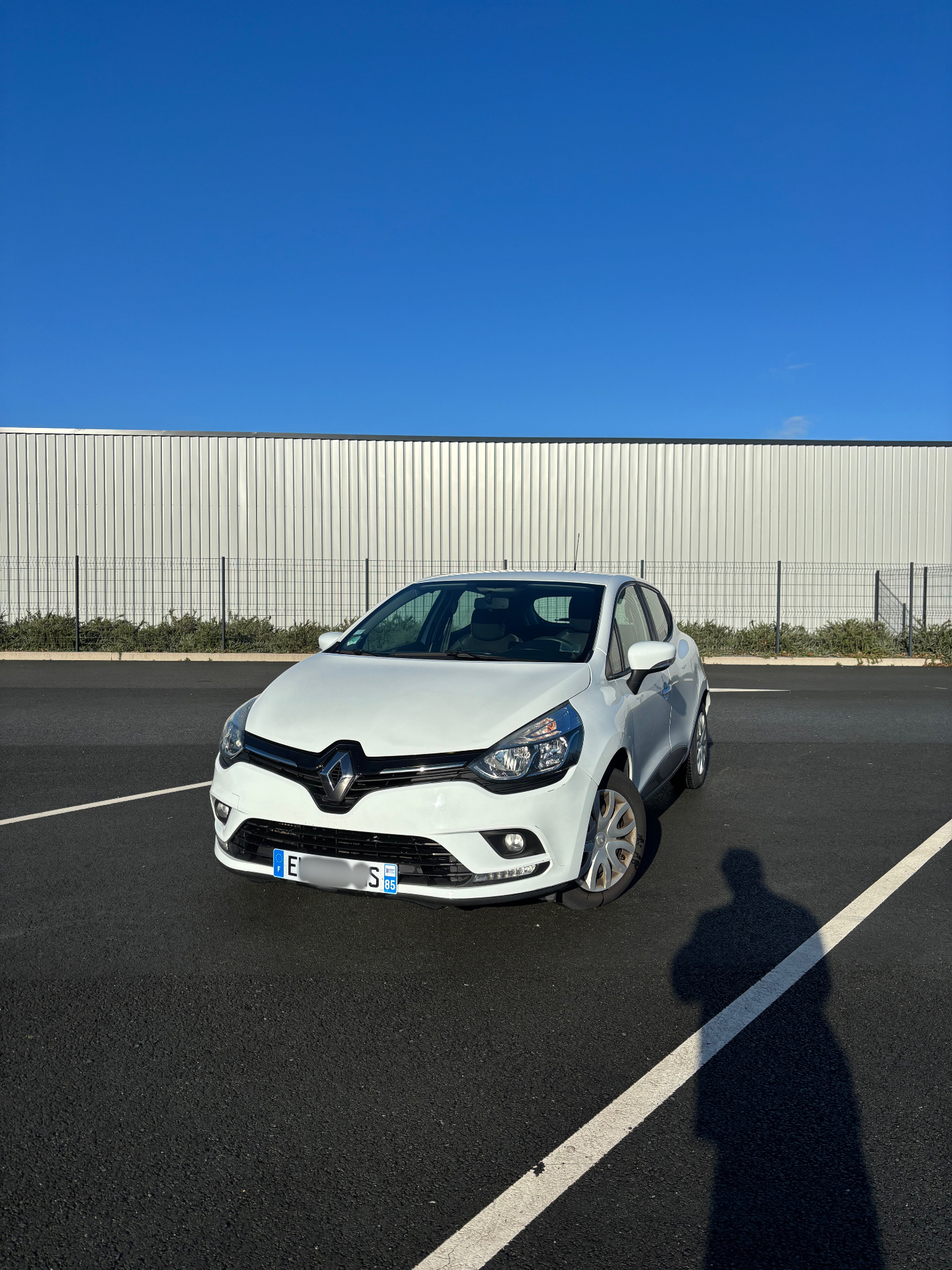 Renault Clio société — Trois-quarts